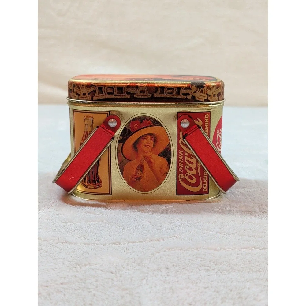 Vintage‎ 1984 Coca-Cola Bristol Ware Picnic Basket Tin Container Red Handles